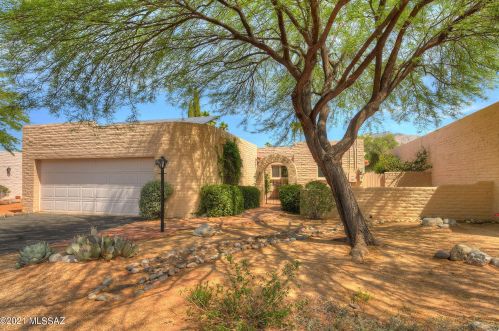 4527 Circulo De Kaiots, Tucson, AZ 85750-1800