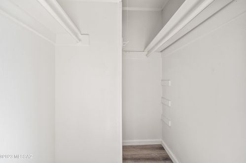 905 Prince Rd, Tucson AZ 85705-3025 exterior