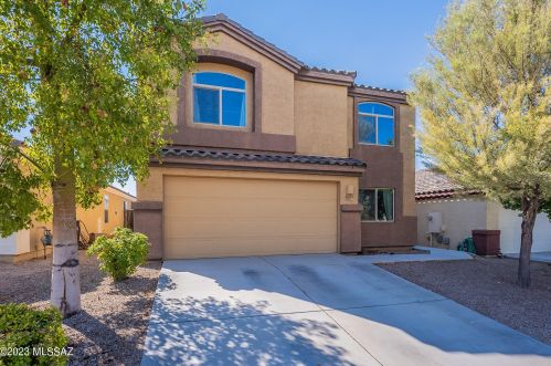 8032 Nautilus Dr, Tucson, AZ 85756-9310