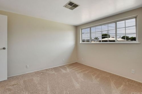 25870 Lomas Verdes St, Redlands CA  92373-8404 exterior