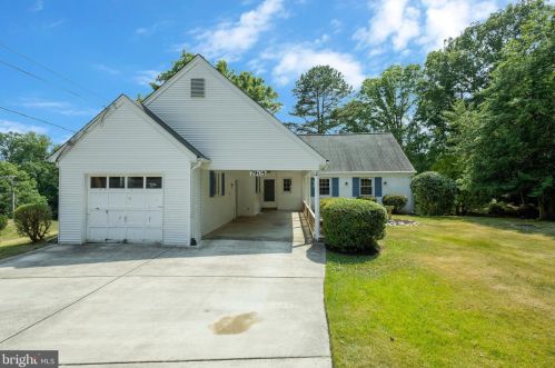 7905 Jansen Dr, Springfield VA 22152-2412 exterior