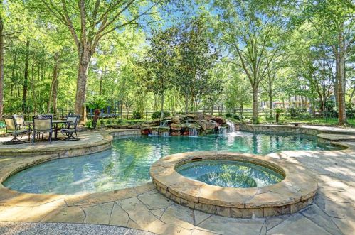 33311 White Oak Ct, Magnolia, TX 77354-6271
