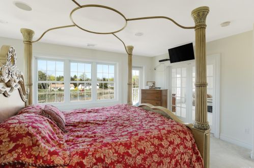 3485 Main Bayview Rd, Southold NY  11971-4210 exterior