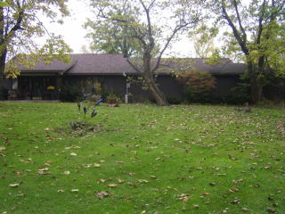 951 Sandy Hollow Ln, College Corner, IN 47371-2047