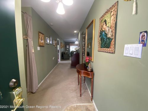 173 Blake Cir, Bricktown, NJ 08724-2472