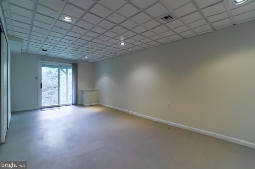 1144 Oxford Cir, Lansdale PA 19446-6652 exterior