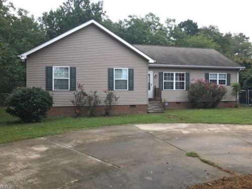 17155 Riddick Rd, Smithfield, VA 23430-6413
