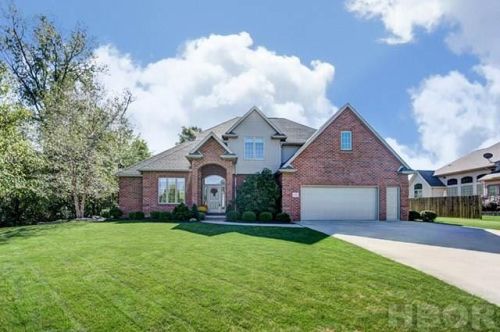 1855 Firestone Dr, Findlay, OH 45840-8215