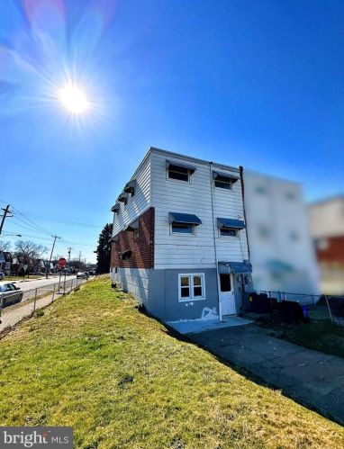 3459 Aubrey Ave, Philadelphia PA  19114-3601 exterior