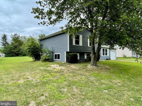 30 Ivy Hall Ln, Erial NJ  08081-1735 exterior