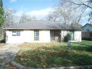 5251 Madden Ln, Houston, TX 77048-2723
