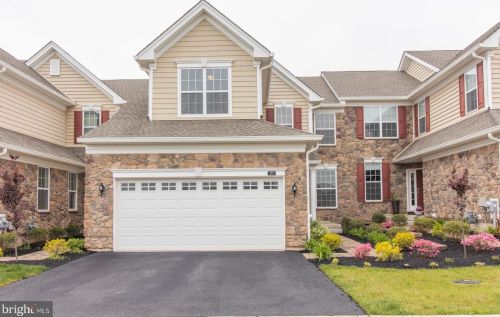 275 Hopewell Dr, Collegeville, PA 19426-2865