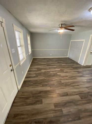 2217 18th Ave, Texas City, TX 77590-4927