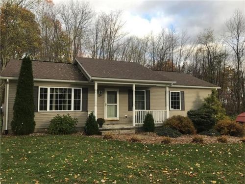 3432 Matthews Rd, Edinburg, PA 16116-4614