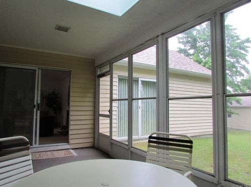 73 Hidden Ridge Dr, Monticello NY  12701-3083 exterior