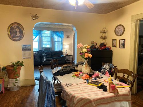 1032 20th St, Milwaukee WI 53204-2052 exterior