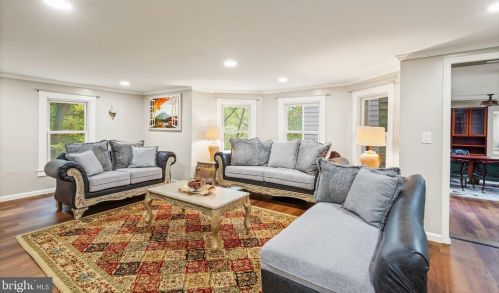 13188 Loyalty Rd, Leesburg VA  20176-6112 exterior