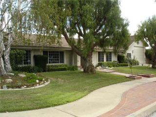 2190 Mills Ave, Claremont, CA 91711-1949