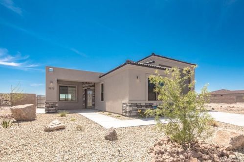 3272 Secret Pass Canyon Dr, Bullhead City AZ  86429 exterior