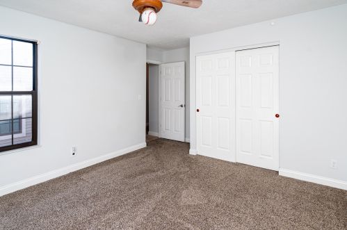 6445 Glendale Ct, Florence KY  41042-1169 exterior