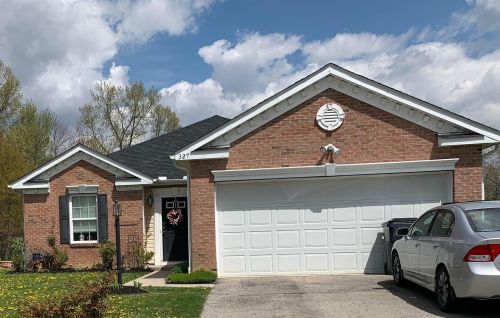 327 Haystack Ave, Pataskala, OH 43062-7367