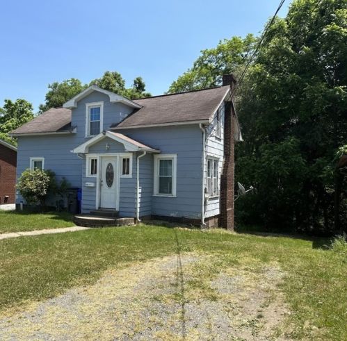 249 Water St, Slippery Rock, PA 16057-1148
