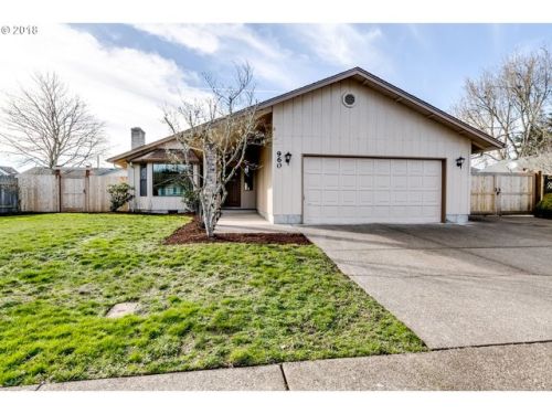 960 45th St, Springfield OR  97478-7536 exterior