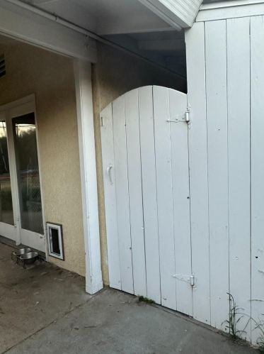 1808 Brewer Way, Modesto CA  95355-2609 exterior