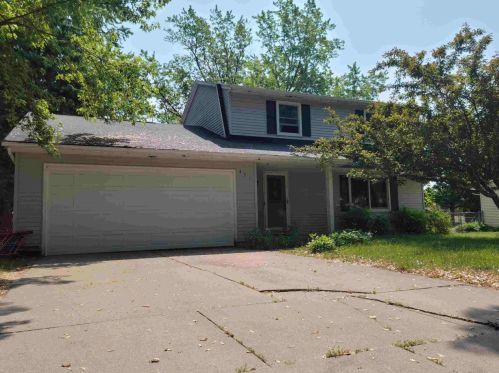 451 Menlo Park Rd, Green Bay, WI 54302-4832