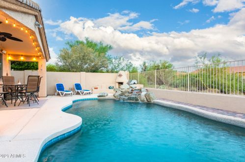 5051 Lucia Dr, Cave Creek AZ  85331-2339 exterior
