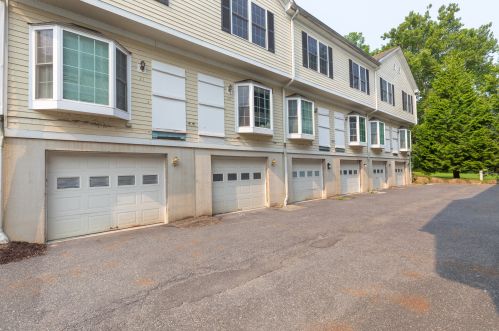 24 Wishing Well Ln, Northville CT  06776-3440 exterior