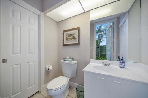 27190 Oak Knoll Dr, Bonita Springs FL  34134-8715 exterior