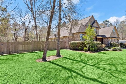 11062 Sleepy Hollow Rd, Conroe TX  77385-6172 exterior