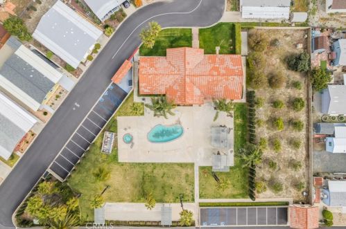 2598 Ayala Dr, Rialto CA  92377-8803 exterior