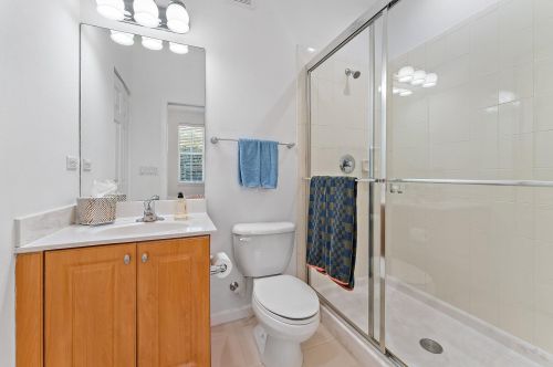 290 Quarry Knoll Way, Jupiter FL  33458-2888 exterior