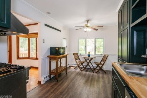 3 Orchard St, Greystone Park NJ  07950-3228 exterior