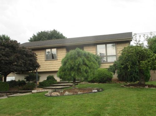 4720 Nicholas St, Easton, PA 18045-4834