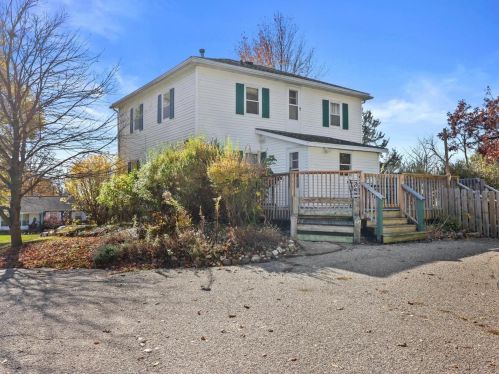 610 Park Ave, Edgerton, WI 53534-1620