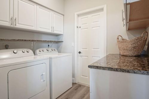 1722 Mockingbird Dr, Fort Pierce FL  34986-2049 exterior