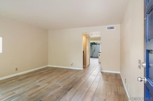 3730 Promontory St, San Diego, CA 92109-6635