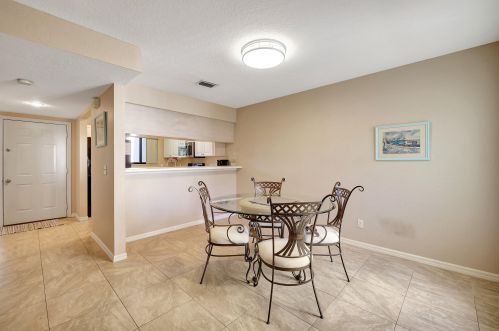 1641 Crossing Cir, Palm City FL  34990-2464 exterior