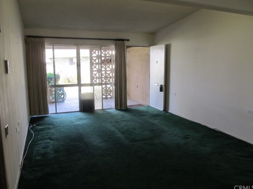 13800 Canoe Brook Dr, Seal Beach CA  90740-6914 exterior