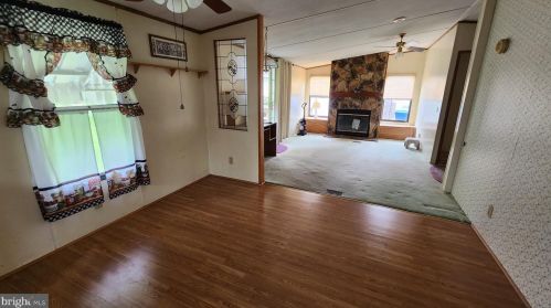 103 Parsonage St, North Newton, PA 17241-1205