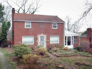 723 Gaywood Dr, Pittsburgh, PA 15235-4144