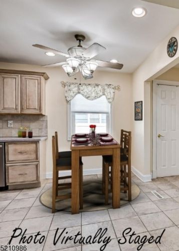 112 20th Ave, Manville NJ  08835-1640 exterior