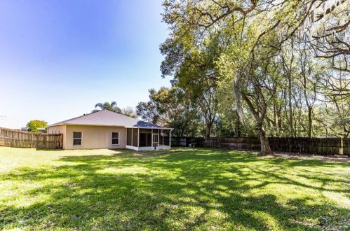 204 Clydesdale Cir, Sanford, FL 32773-6892