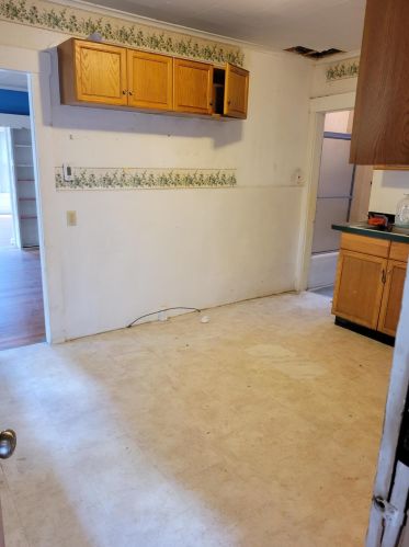 75 Wilder St, Keene, NH 03431-3321