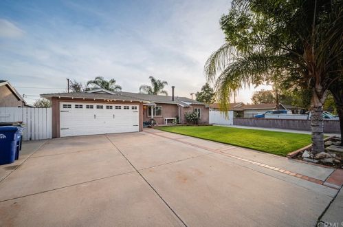 320 La Deney Dr, Ontario, CA 91764-1757