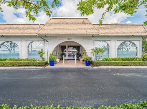 2021 18 Dr, Boynton Beach FL  33426-6418 exterior