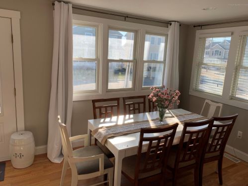 11 Dover Ave, Lavallette NJ  08735-2704 exterior